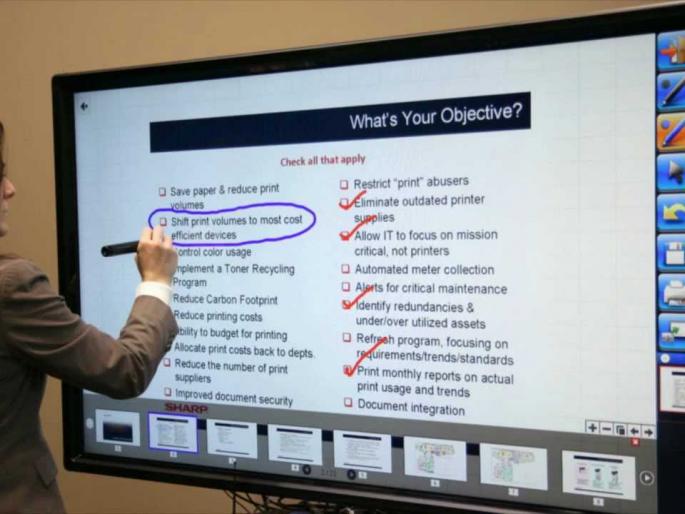 Worth of 1.16 crore Rs Interactive boards of Nagpur Zilla Parishad schools are in dust | नागपूर जिल्हा परिषदेच्या शाळांतील १.१६ कोटीचे इन्ट्रॅक्टिव्ह बोर्ड धूळखात Worth of 1.16 crore Rs Interactive boards of Nagpur Zilla Parishad schools are in dust | नागपूर जिल्हा परिषदेच्या शाळांतील १.१६ कोटीचे इन्ट्रॅक्टिव्ह बोर्ड धूळखात