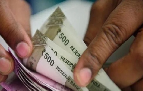 Fund to double in 36 months Possibility of one thousand crore investment | दामदुप्पट योजनेचा फंडा : करारपत्रातील मेख, पैशांची जबाबदारी गुंतवणूकदारांचीच Fund to double in 36 months Possibility of one thousand crore investment | दामदुप्पट योजनेचा फंडा : करारपत्रातील मेख, पैशांची जबाबदारी गुंतवणूकदारांचीच