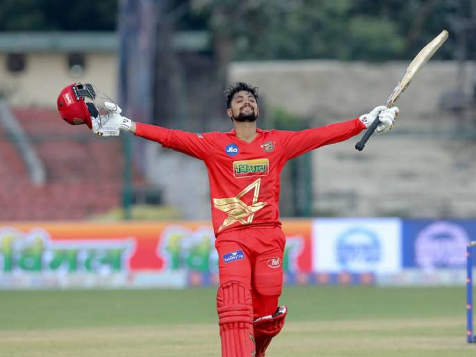 IPL Auction 2024 :  Sameer Rizvi will feature for the Chennai Super Kings, goes to CSK for 8.40 crore, who is sameer rizvi? | CSK ने ११.६० पैकी ८.४० कोटी मोजले, तो समीर रिझवी कोण? ट्वेंटी-२०त दोन शतकं नावावर