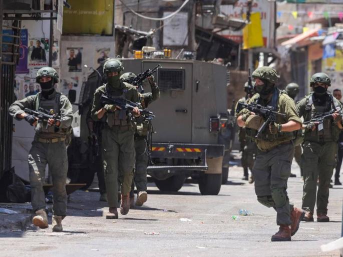 Big explosion in Gaza! Israeli forces attacked, seven killed in bomb blast | गाझामध्ये मोठा धमाका! इस्त्रायली सैन्यावर हल्ला, बॉम्बस्फोटात सात जणांचा मृत्यू