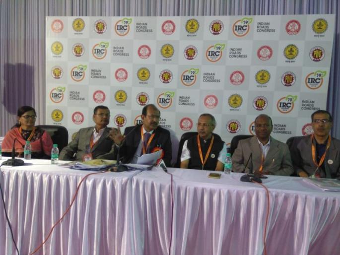 100 'bridge cum bandhare' in the state now: CP Joshi | राज्यात आता १०० ‘ब्रीज कम बंधारे’ : सी.पी. जोशी 100 'bridge cum bandhare' in the state now: CP Joshi | राज्यात आता १०० ‘ब्रीज कम बंधारे’ : सी.पी. जोशी