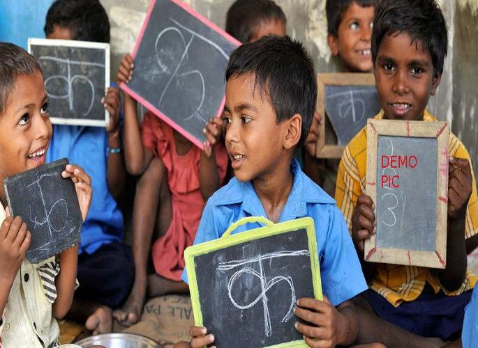 1 school lesson towards RTE admission process | आरटीई प्रवेश प्रक्रियेकडे ३१ शाळांची पाठ 1 school lesson towards RTE admission process | आरटीई प्रवेश प्रक्रियेकडे ३१ शाळांची पाठ