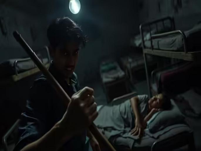 In Karnatak, Students sleeping in hostel suddenly attacked with iron rods; 1 dead, many injured | थरारक! हॉस्टेलमध्ये झोपलेल्या विद्यार्थ्यांवर अचानक लोखंडी रॉडने हल्ला; १ मृत्यू तर अनेक जखमी In Karnatak, Students sleeping in hostel suddenly attacked with iron rods; 1 dead, many injured | थरारक! हॉस्टेलमध्ये झोपलेल्या विद्यार्थ्यांवर अचानक लोखंडी रॉडने हल्ला; १ मृत्यू तर अनेक जखमी