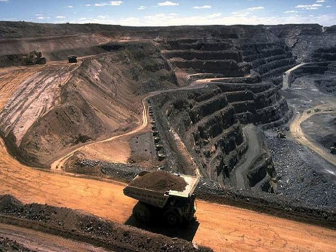 Goa Lokayukta slams government over coal scam | गोवा लोकायुक्तांकडून सरकारची चिरफाड Goa Lokayukta slams government over coal scam | गोवा लोकायुक्तांकडून सरकारची चिरफाड