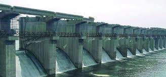 Irrigation project is a problem rather than a benifit | सिंचन प्रकल्प फायद्याऐवजी ठरतोय अडचणीचा Irrigation project is a problem rather than a benifit | सिंचन प्रकल्प फायद्याऐवजी ठरतोय अडचणीचा