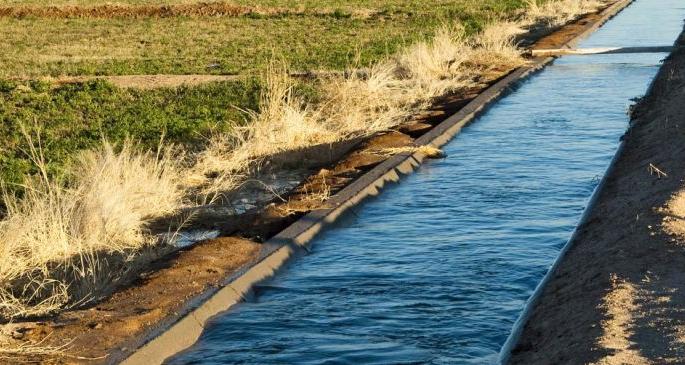 In two years, 27,000 hectares of agriculture will get the benefit of irrigation | दोन वर्षांत २७ हजार हेक्टर शेतीला सिंचनाचा लाभ मिळणार In two years, 27,000 hectares of agriculture will get the benefit of irrigation | दोन वर्षांत २७ हजार हेक्टर शेतीला सिंचनाचा लाभ मिळणार