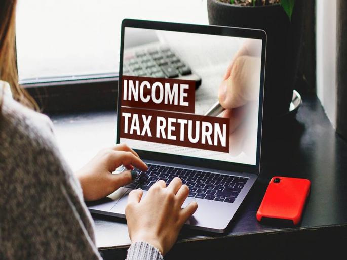 July 31st is 'Deadline'! Take care while filing 'ITR'; Otherwise penalty may be payable | ३१ जुलै आहे ‘डेडलाइन’! ‘ITR’ भरताना ही घ्या काळजी; अन्यथा भरावा लागू शकताे दंड