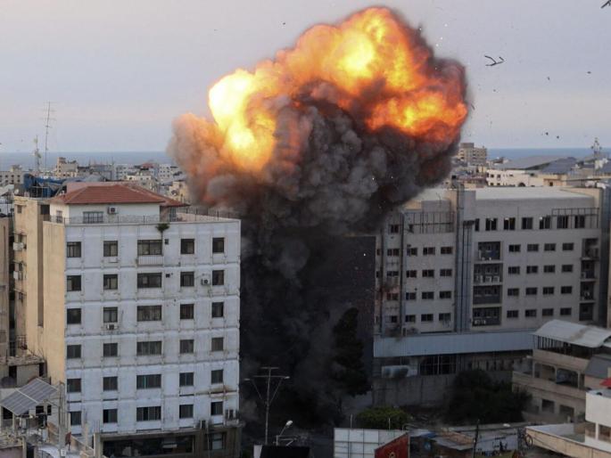 Will the Israel-Hamas war flare up further? We will also go to war, Iran warned | इस्रायल-हमास युद्ध आणखी भडकणार? आम्हीही युद्धात उतरू, इराणने दिला इशारा Will the Israel-Hamas war flare up further? We will also go to war, Iran warned | इस्रायल-हमास युद्ध आणखी भडकणार? आम्हीही युद्धात उतरू, इराणने दिला इशारा