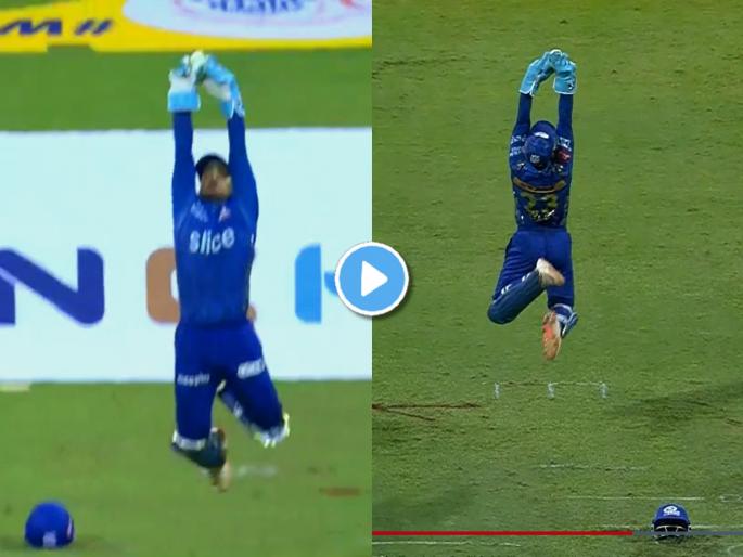 Ishan Kishan takes superb catch jumps in the air on bouncer to dismiss Shivam Dube IPL 2022 MI vs CSK Live | Ishan Kishan Catch Video, IPL 2022 MI vs CSK:  उडता किशन... उंचावर असलेला चेंडू पकडण्यासाठी इशानने हवेत झेप घेतली अन्...