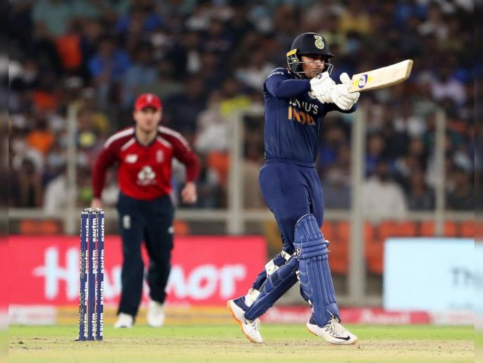 IND vs ENG, 2nd T20 : 28-ball half century, Ishan Kishan only second Indian player to scored half-century on T20I debut  | IND vs ENG, 2nd T20, Ishan Kishan : पदार्पणातच इशान किशनचा धमाका; २८ चेंडूंत अर्धशतक अन् १० वर्षांपूर्वीच्या मोठ्या विक्रमाशी बरोबरी 