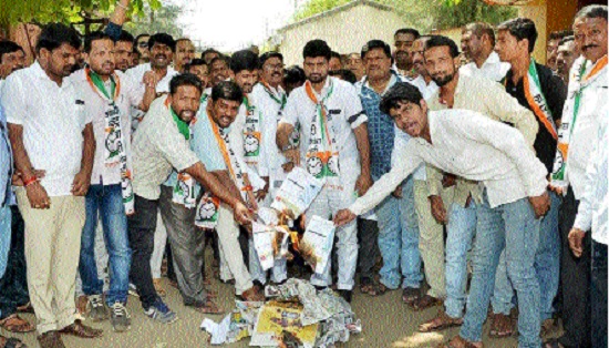  NCP's assault on youth in Islampur: demand for withdrawal of electricity tariff | इस्लामपूर येथे युवक राष्ट्रवादीचा हल्लाबोल : वीज दरवाढ मागे घेण्याची मागणी