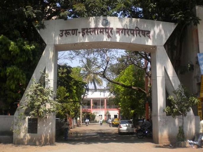 Big leader's phone call back to NCP corporators' meeting, Shiv Sena's Anandrao Pawar's secret blast | मोठ्या नेत्याचा फोन आल्याने राष्ट्रवादीच्या नगरसेवकांची सभेकडे पाठ, शिवसेनेच्या आनंदराव पवार यांचा गौप्यस्फोट Big leader's phone call back to NCP corporators' meeting, Shiv Sena's Anandrao Pawar's secret blast | मोठ्या नेत्याचा फोन आल्याने राष्ट्रवादीच्या नगरसेवकांची सभेकडे पाठ, शिवसेनेच्या आनंदराव पवार यांचा गौप्यस्फोट