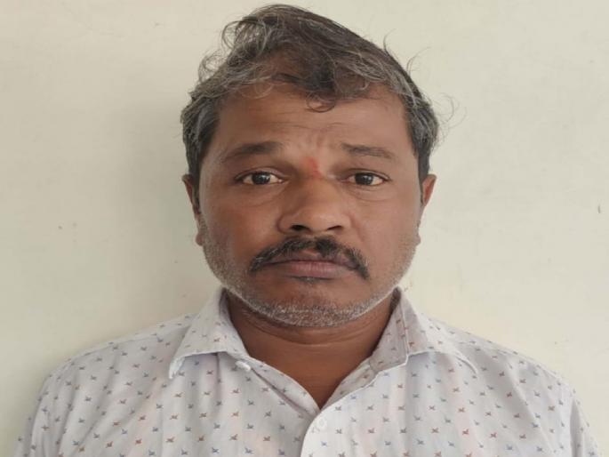 Life imprisonment for abusing a minor girl, Islampur court gives a speedy verdict | Sangli: चिमुरडीवर अत्याचार करणाऱ्यास जन्मठेप, इस्लामपूर न्यायालयाचा जलदगती निकाल Life imprisonment for abusing a minor girl, Islampur court gives a speedy verdict | Sangli: चिमुरडीवर अत्याचार करणाऱ्यास जन्मठेप, इस्लामपूर न्यायालयाचा जलदगती निकाल