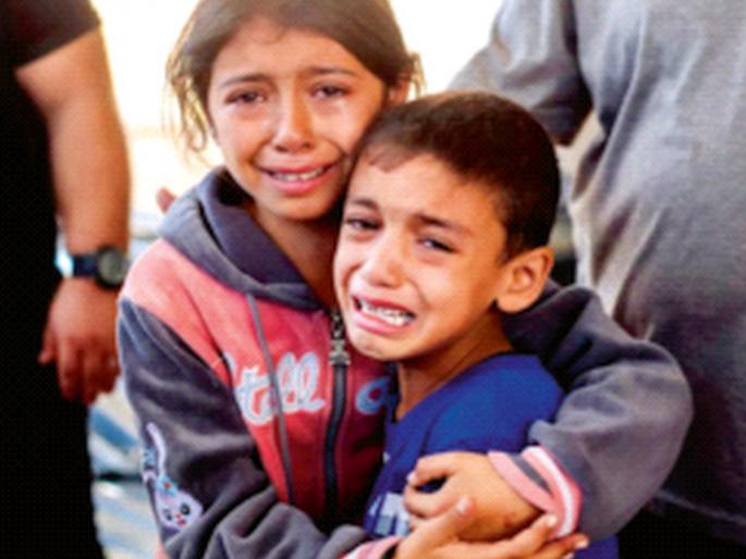 14,000 children starving; 22 countries pressure Israel, threaten to impose sanctions on Israel | १४,००० मुले उपाशी; २२ देशांचा इस्रायलवर दबाव, इस्रायलवर निर्बंध लागू करण्याचा दिला इशारा 14,000 children starving; 22 countries pressure Israel, threaten to impose sanctions on Israel | १४,००० मुले उपाशी; २२ देशांचा इस्रायलवर दबाव, इस्रायलवर निर्बंध लागू करण्याचा दिला इशारा