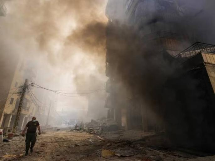 Israel Iran War Live Updates Israel confirms first casualty in close-range clashes with Hezbollah in Lebanon | हिज्बुल्लाविरोधात जमिनी कारवाईत इस्रायलला पहिला झटका, लेबनानमध्ये एका कमांडरचा मृत्यू