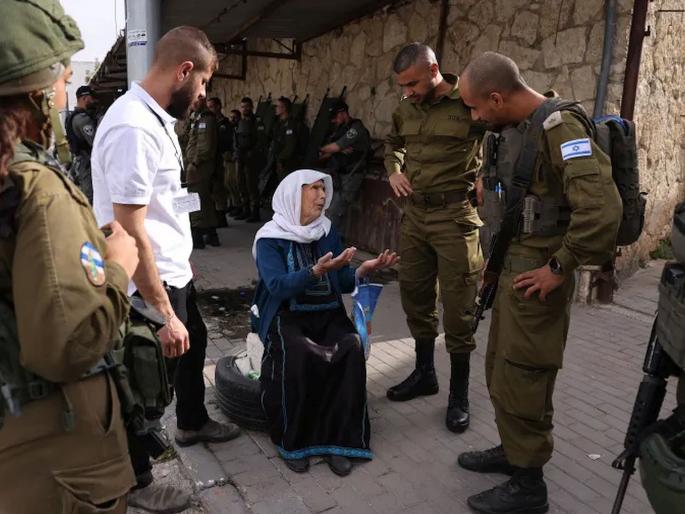 leave the houses...! Preparing for the final strike on the Gaza Strip; Israel will occupy the place | घरे खाली करा...! गाझा पट्टीवर अखेरचा वार करण्याची तयारी; इस्रायल जागाच ताब्यात घेणार leave the houses...! Preparing for the final strike on the Gaza Strip; Israel will occupy the place | घरे खाली करा...! गाझा पट्टीवर अखेरचा वार करण्याची तयारी; इस्रायल जागाच ताब्यात घेणार