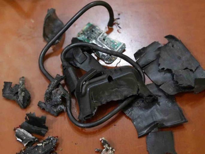 Israel-Hamas war Hezbollah made a mistake by trusting salesgirls There was a big ambush, Israel had been working on the pager for 10 years | Israel-Hamas war : हिजबुल्लाहने सेल्सगर्लवर विश्वास ठेवून केली चूक; झाला मोठा घात, इस्त्रायल १० वर्षापासून पेजरवर काम करत होते Israel-Hamas war Hezbollah made a mistake by trusting salesgirls There was a big ambush, Israel had been working on the pager for 10 years | Israel-Hamas war : हिजबुल्लाहने सेल्सगर्लवर विश्वास ठेवून केली चूक; झाला मोठा घात, इस्त्रायल १० वर्षापासून पेजरवर काम करत होते