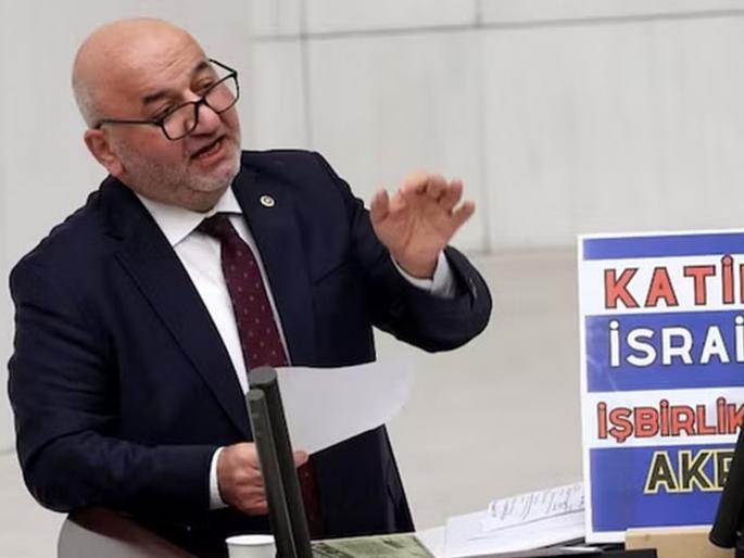 cannot run away from the wrath of God; Turkish MP collapses as Israel war talks | देवाच्या क्रोधापासून दूर पळू शकत नाही; इस्त्रायल युद्धावर बोलत असताना तुर्कीचे खासदार खाली कोसळले cannot run away from the wrath of God; Turkish MP collapses as Israel war talks | देवाच्या क्रोधापासून दूर पळू शकत नाही; इस्त्रायल युद्धावर बोलत असताना तुर्कीचे खासदार खाली कोसळले