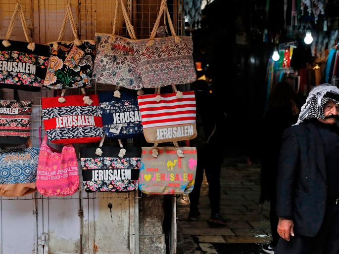 The Israeli attack on Hamas's camps, again the tension grew | हमासच्या तळांवर इस्रायलचा हल्ला, पुन्हा तणाव वाढला The Israeli attack on Hamas's camps, again the tension grew | हमासच्या तळांवर इस्रायलचा हल्ला, पुन्हा तणाव वाढला