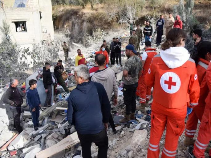 Israeli strikes pound Lebanon, Hezbollah strikes back, at least 20 killed in Israeli strikes on Mount Lebanon areas | लेबनॉनच्या हिजबुल्लाह नियंत्रित भागावर इस्रायलचा भीषण हल्ला, २० हून अधिक लोकांचा मृत्यू  Israeli strikes pound Lebanon, Hezbollah strikes back, at least 20 killed in Israeli strikes on Mount Lebanon areas | लेबनॉनच्या हिजबुल्लाह नियंत्रित भागावर इस्रायलचा भीषण हल्ला, २० हून अधिक लोकांचा मृत्यू