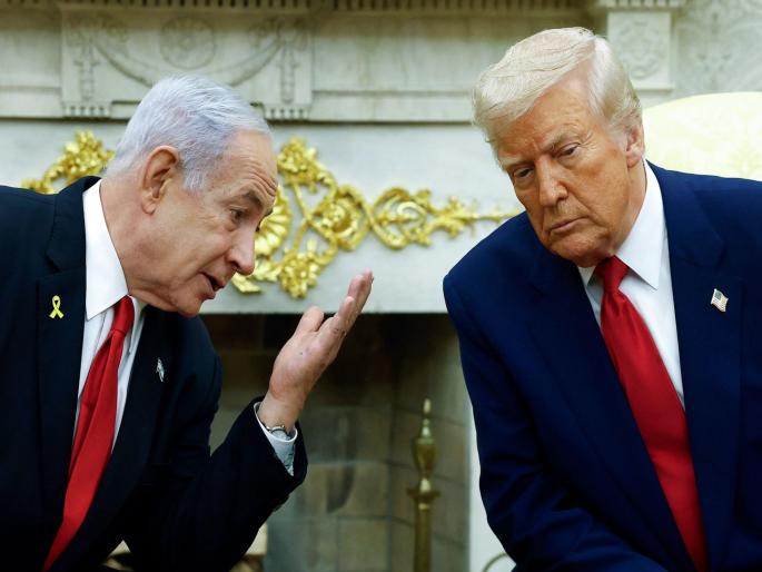 US Israel Iran War: Donald Trump withdraws from war by calling a ceasefire with Iran; now Israel will have to pay the price | इराणसोबत युद्धविराम करून ट्रम्प यांनी युद्धातून अंग काढले; आता इस्रायलला चुकवावी लागणार किंमत US Israel Iran War: Donald Trump withdraws from war by calling a ceasefire with Iran; now Israel will have to pay the price | इराणसोबत युद्धविराम करून ट्रम्प यांनी युद्धातून अंग काढले; आता इस्रायलला चुकवावी लागणार किंमत