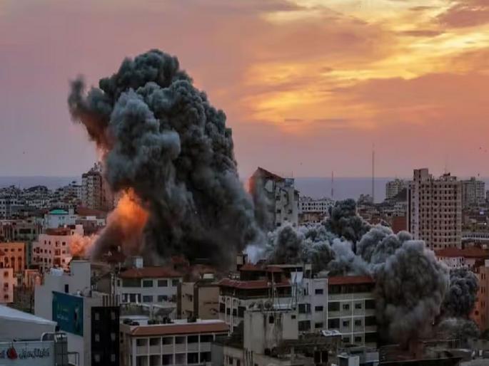 Israel Hezbollah Conflict Updates: Israel on high alert, next 48 hours critical; Strict restrictions on people | इस्त्रायलमध्ये हाय अलर्ट, पुढील ४८ तास महत्त्वाचे; लोकांवर लावले कडक निर्बंध Israel Hezbollah Conflict Updates: Israel on high alert, next 48 hours critical; Strict restrictions on people | इस्त्रायलमध्ये हाय अलर्ट, पुढील ४८ तास महत्त्वाचे; लोकांवर लावले कडक निर्बंध