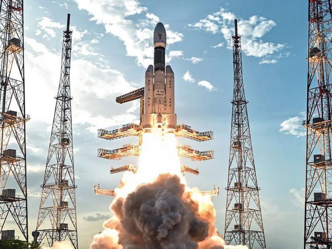 Astronauts of Mission Gaganyaan will have special food items | भारताचं गगनयान अवकाशात जाणार; पाहा अंतराळवीर सोबत काय काय नेणार? Astronauts of Mission Gaganyaan will have special food items | भारताचं गगनयान अवकाशात जाणार; पाहा अंतराळवीर सोबत काय काय नेणार?