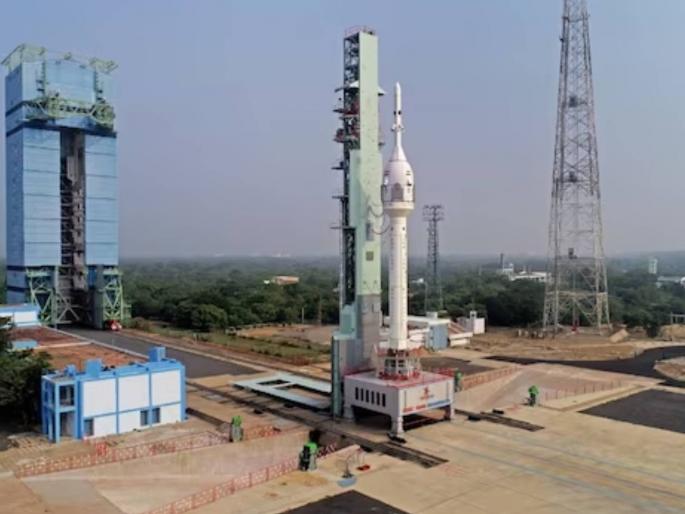 The world will see India's strength in space next year ISRO's 10 missions till 2024, know in detail | पुढच्या वर्षीही अंतराळात भारताची ताकद जगाला दिसणार! २०२४ पर्यंत इस्रो करणार 'या' १० मोहिमा, जाणून घ्या सविस्तर