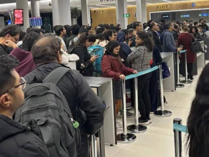 Hundreds of Indians stranded at Istanbul airport were coming to Mumbai by IndiGo flight | इस्तांबूल विमानतळावर शेकडो भारतीय अडकले; इंडिगोच्या फ्लाइटने मुंबईला येत होते Hundreds of Indians stranded at Istanbul airport were coming to Mumbai by IndiGo flight | इस्तांबूल विमानतळावर शेकडो भारतीय अडकले; इंडिगोच्या फ्लाइटने मुंबईला येत होते