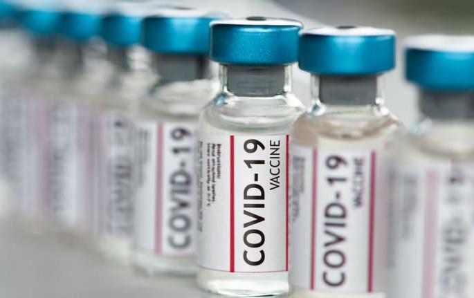 Vaccines will be available at municipal centers for the first time on Monday (tomorrow) in Pune city | पुणे शहरात सोमवारी (उद्या) प्रथमच महापालिकेच्या सर्व केंद्रांवर होणार लस उपलब्ध Vaccines will be available at municipal centers for the first time on Monday (tomorrow) in Pune city | पुणे शहरात सोमवारी (उद्या) प्रथमच महापालिकेच्या सर्व केंद्रांवर होणार लस उपलब्ध