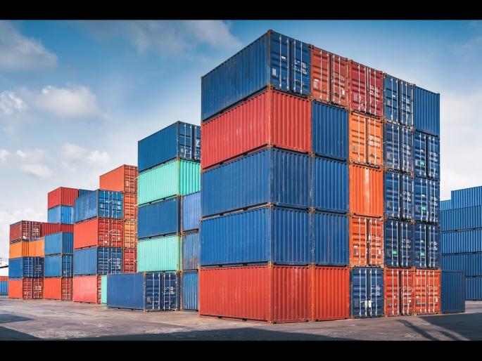 Woman found trapped inside shipping container police shocked hearing sounds from inside | शिपिंग कंटेनरमधून येत होता आवाज, पोलिसांनी जाऊन पाहिलं तर बसला धक्का... Woman found trapped inside shipping container police shocked hearing sounds from inside | शिपिंग कंटेनरमधून येत होता आवाज, पोलिसांनी जाऊन पाहिलं तर बसला धक्का...