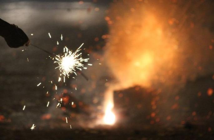 Celebration by BJP workers in Nagpur; The arithmetic of addition-subtraction of terms continues | नागपुरात भाजप कार्यकर्त्यांकडून जल्लोष; पदांच्या बेरीज-वजाबाकीचे गणित मांडणे सुरू