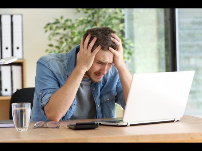 Daily habits that can damage your brain health you should know | रोजच्या या सवयींमुळे डॅमेज होतो मेंदू, दुर्लक्ष करणं पडू शकतं महाग Daily habits that can damage your brain health you should know | रोजच्या या सवयींमुळे डॅमेज होतो मेंदू, दुर्लक्ष करणं पडू शकतं महाग