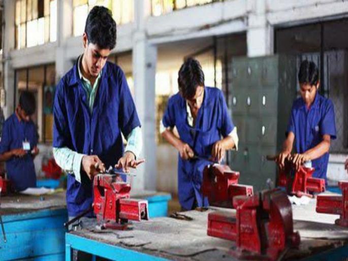 When is the ITI exam? 23 lakh trainees in the country in confusion | आयटीआयची परीक्षा कधी? देशातील २३ लाख प्रशिक्षणार्थी संभ्रमात When is the ITI exam? 23 lakh trainees in the country in confusion | आयटीआयची परीक्षा कधी? देशातील २३ लाख प्रशिक्षणार्थी संभ्रमात
