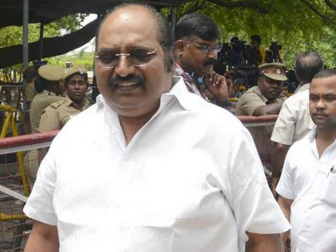 CoronaVirus News : J Anbazhagan, DMK MLA, dies of Covid-19 in Chennai | CoronaVirus News : धक्कादायक! कोरोनाने घेतला आमदाराचा बळी, वाढदिवसाच्या दिवशीच झाला मृत्यू CoronaVirus News : J Anbazhagan, DMK MLA, dies of Covid-19 in Chennai | CoronaVirus News : धक्कादायक! कोरोनाने घेतला आमदाराचा बळी, वाढदिवसाच्या दिवशीच झाला मृत्यू