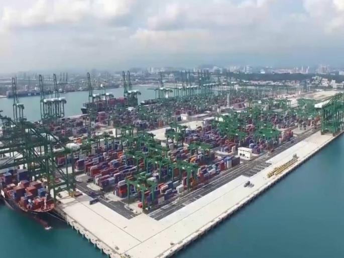 Pakistani goods worth 12 crores seized in 'JNPA'; Mumbai DRI team takes action, 28 containers seized; two arrested | ‘जेएनपीए’त १२ कोटींचा पाकिस्तानी मुद्देमाल जप्त; मुंबई डीआरआयच्या पथकाची कारवाई, २८ कंटेनर जप्त; दोघांना अटक Pakistani goods worth 12 crores seized in 'JNPA'; Mumbai DRI team takes action, 28 containers seized; two arrested | ‘जेएनपीए’त १२ कोटींचा पाकिस्तानी मुद्देमाल जप्त; मुंबई डीआरआयच्या पथकाची कारवाई, २८ कंटेनर जप्त; दोघांना अटक