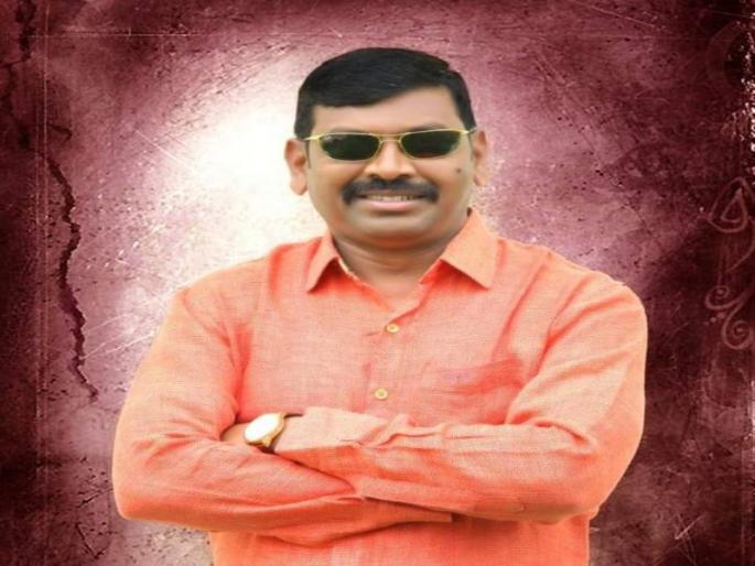 Police arrest three, including sub-divisional officer, for demanding Rs 5 lakh bribe | अॅट्रोसिटीच्या गुन्ह्यात मदत करण्यासाठी ५ लाखांची लाच मागणार्या पोलीस उपविभागीय अधिकार्यासह तिघांना पकडले Police arrest three, including sub-divisional officer, for demanding Rs 5 lakh bribe | अॅट्रोसिटीच्या गुन्ह्यात मदत करण्यासाठी ५ लाखांची लाच मागणार्या पोलीस उपविभागीय अधिकार्यासह तिघांना पकडले