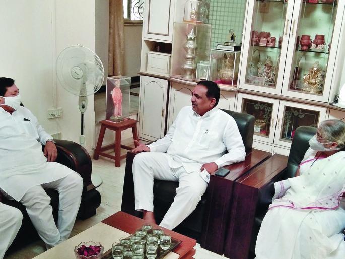 Political feud in North Ratnagiri district | उत्तर रत्नागिरी जिल्ह्यात राजकीय कलगी-तुरा