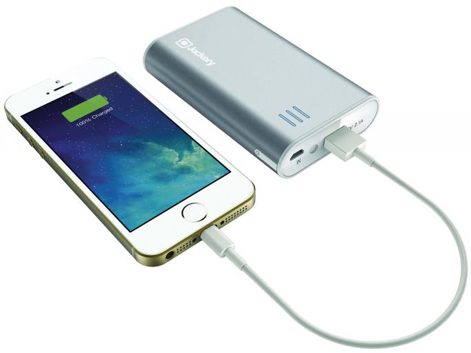 constantly charging the phone, beware! | फोन सतत चार्जिगला लावताय, सावध व्हा!