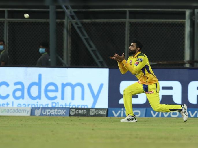 IPL 2021, CSK vs RR  T20 : Ravindra Jadeja 4 catches against RR, MS Dhoni 8 years old tweet goes viral  | IPL 2021, CSK vs RR T20 : सर रवींद्र जडेजा कॅच घेण्यासाठी धावत नाहीत, तर...; महेंद्रसिंग धोनीचं ८ वर्षांपूर्वीचं ट्विट व्हायरल