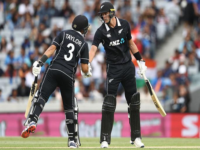 New Zealand vs India, 2nd ODI : Brilliant knock by Ross Taylor, New Zealand set 274 runs target to India | NZ vs IND, 2nd ODI: टीम इंडियाचे कमबॅक; पण, न्यूझीलंडच्या रॉस टेलरचा जबरदस्त पलटवार