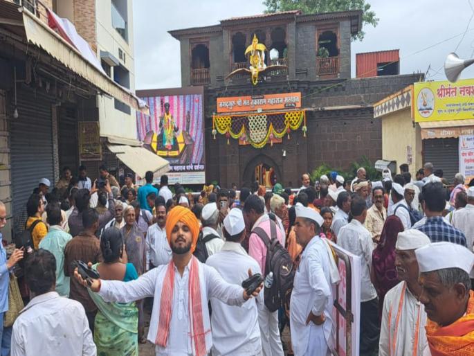 Visiting sant tukaram maharaj pandharpur Dehungari ready for departure of palakhi lakhs of fairs entered Dehungari | Ashadhi Wari: तुकोबा विठुरायाच्या भेटीला! पालखी प्रस्थानासाठी देहूनगरी सज्ज, लाखोंचा मेळा देहूनगरीत दाखल Visiting sant tukaram maharaj pandharpur Dehungari ready for departure of palakhi lakhs of fairs entered Dehungari | Ashadhi Wari: तुकोबा विठुरायाच्या भेटीला! पालखी प्रस्थानासाठी देहूनगरी सज्ज, लाखोंचा मेळा देहूनगरीत दाखल