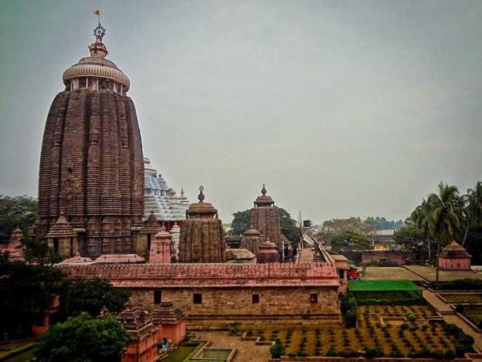 Why was Lord Jagannath's Ratna Bhandar opened? Shankaracharya Swami Nishchalananda of Puri was displeased | भगवान जगन्नाथाचे रत्न भांडार का उघडले? पुरीचे शंकराचार्य स्वामी निश्चलानंद नाराज Why was Lord Jagannath's Ratna Bhandar opened? Shankaracharya Swami Nishchalananda of Puri was displeased | भगवान जगन्नाथाचे रत्न भांडार का उघडले? पुरीचे शंकराचार्य स्वामी निश्चलानंद नाराज