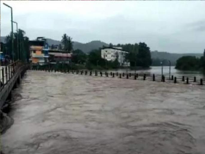 Rainfall in Ratnagiri district, Jagbudi river at warning level | रत्नागिरी जिल्ह्यात पावसाची उसंत, जगबुडी नदी इशारा पातळीवर Rainfall in Ratnagiri district, Jagbudi river at warning level | रत्नागिरी जिल्ह्यात पावसाची उसंत, जगबुडी नदी इशारा पातळीवर