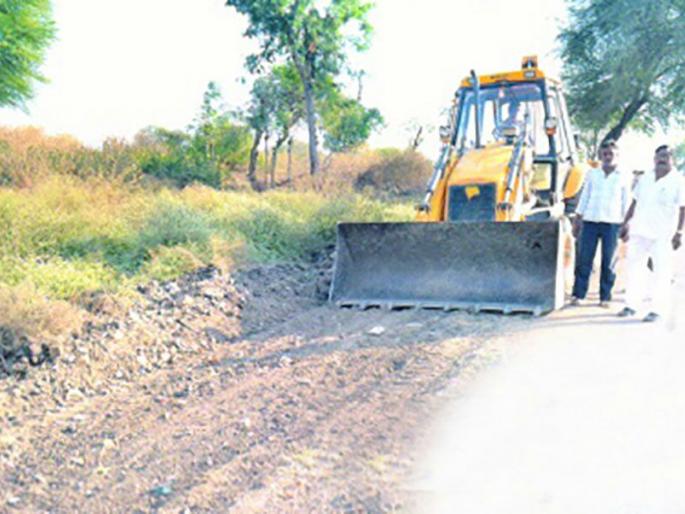 Buldhana: Jagdamba Mata Yatra, preparations in Pimpalgaon Devi | बुलडाणा : पिंपळगांव देवी येथील जगदंबा माता यात्रोत्सवाची जय्यत तयारी Buldhana: Jagdamba Mata Yatra, preparations in Pimpalgaon Devi | बुलडाणा : पिंपळगांव देवी येथील जगदंबा माता यात्रोत्सवाची जय्यत तयारी