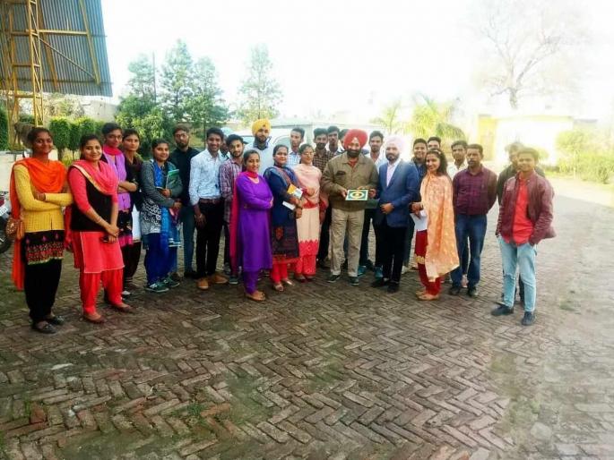 Returned india from England and farmed; Now Jagmohan Singh Nagi farmer has become the owner of crores | इंग्लंडहून मायदेशी परतले अन् शेती केली; आता कोट्यवधीचा मालक बनलाय हा शेतकरी Returned india from England and farmed; Now Jagmohan Singh Nagi farmer has become the owner of crores | इंग्लंडहून मायदेशी परतले अन् शेती केली; आता कोट्यवधीचा मालक बनलाय हा शेतकरी