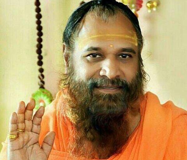 Jayasiddheshwar Maharaj will now give a speech from Hindi instead of Marathi | जयसिध्देश्वर महाराज आता मराठीऐवजी हिंदीतून भाषण देणार Jayasiddheshwar Maharaj will now give a speech from Hindi instead of Marathi | जयसिध्देश्वर महाराज आता मराठीऐवजी हिंदीतून भाषण देणार