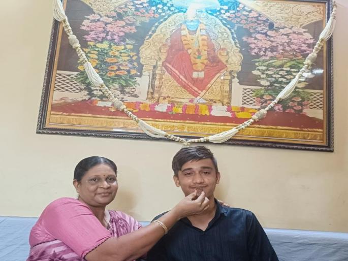 Jai from Bhiwandi who scored 35 marks in all subjects | सर्व विषयात ३५ गुण मिळवणारा भिवंडीतील ‘जय’ Jai from Bhiwandi who scored 35 marks in all subjects | सर्व विषयात ३५ गुण मिळवणारा भिवंडीतील ‘जय’