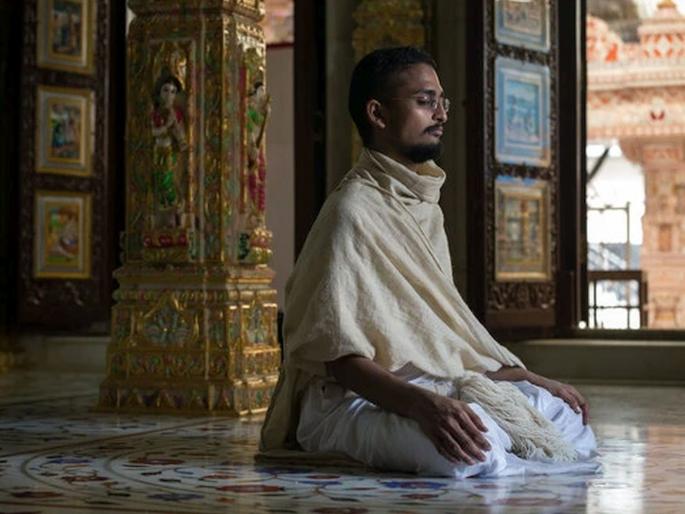 Do meditation at home without going out urges akhil bhartiy sakal jain samaj | बाहेर न पडता घरीच साधना करा; अ.भा. सकल जैन समाजाचे श्रावकांना आवाहन Do meditation at home without going out urges akhil bhartiy sakal jain samaj | बाहेर न पडता घरीच साधना करा; अ.भा. सकल जैन समाजाचे श्रावकांना आवाहन