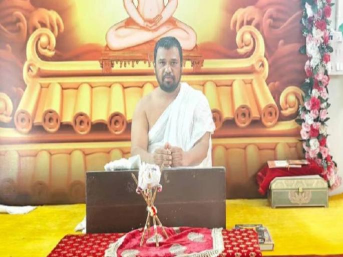 Jain sage Nilesh Chandra Vijay to go on hunger strike from November 3 | जैन मुनी नीलेशचंद्र विजय यांचे आता ३ नोव्हेंबरपासून उपोषण Jain sage Nilesh Chandra Vijay to go on hunger strike from November 3 | जैन मुनी नीलेशचंद्र विजय यांचे आता ३ नोव्हेंबरपासून उपोषण